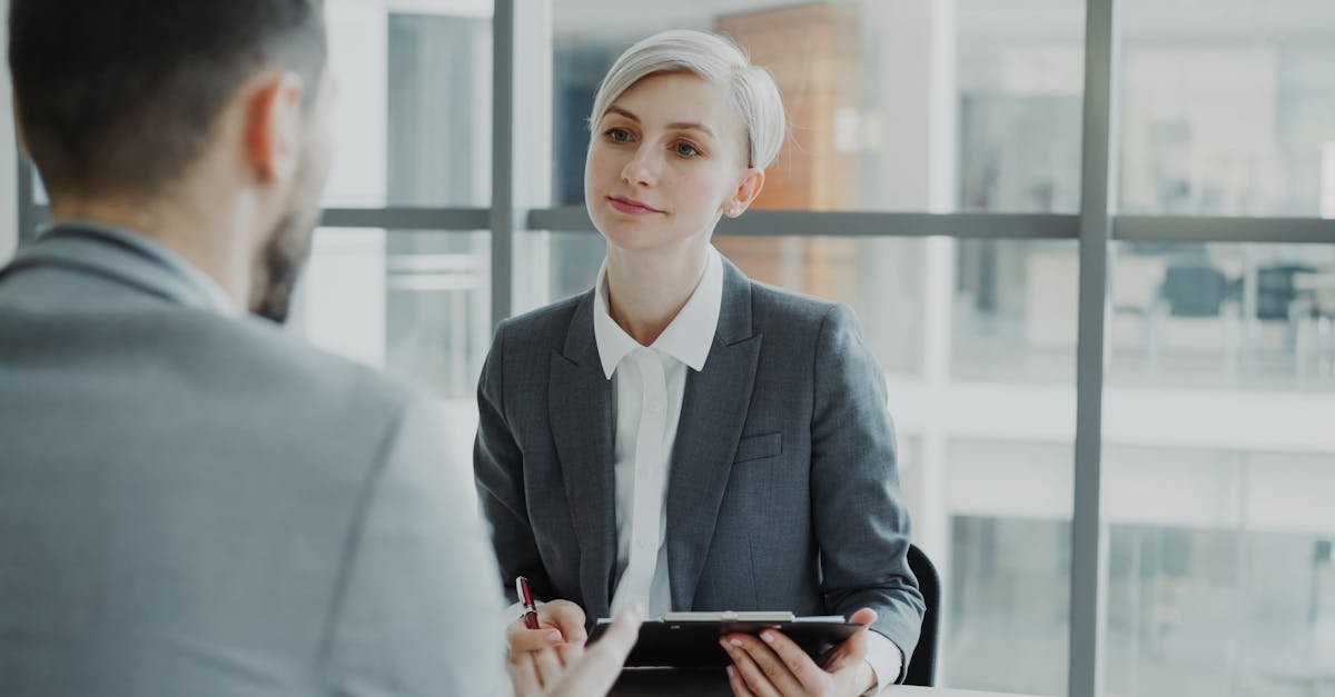 12 pytań, które wyróżnią Cię w oczach rekrutera — zadaj je, zanim zrobi to ktoś inny