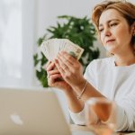 Niech kapitał zarabia za Ciebie: 11 sprawdzonych i bezpiecznych źródeł dochodu pasywnego